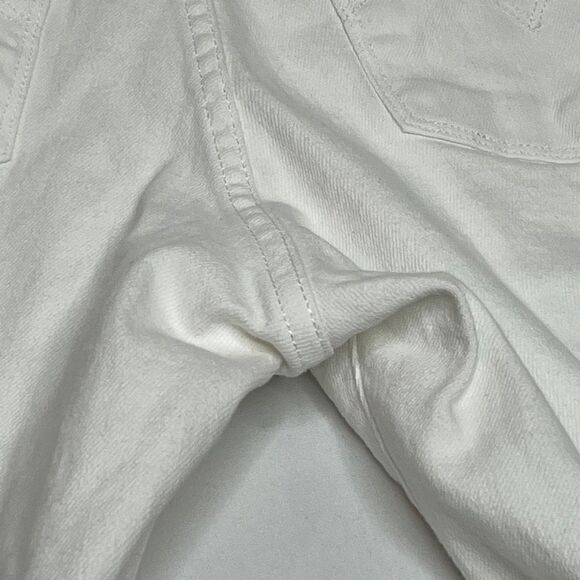 Levi’s vintage 90’s white Bermuda shorts size 31 - Picture 10 of 14